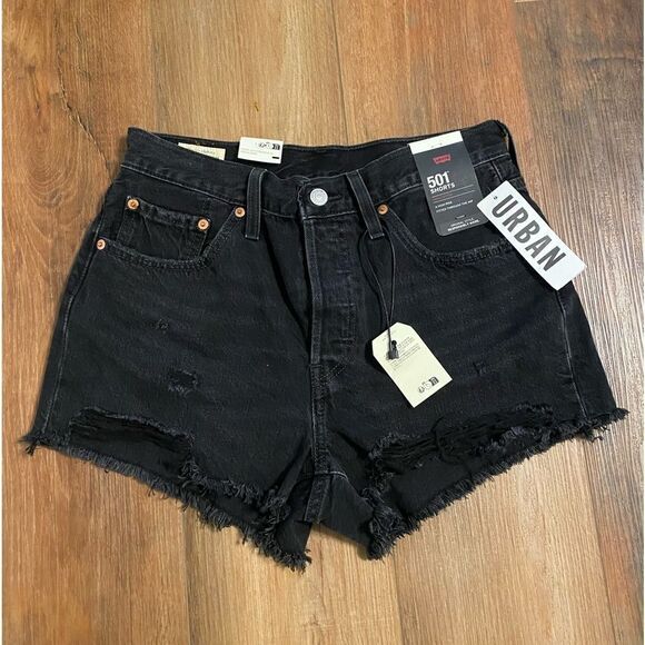NWT Levi 501 shorts - Picture 1 of 2